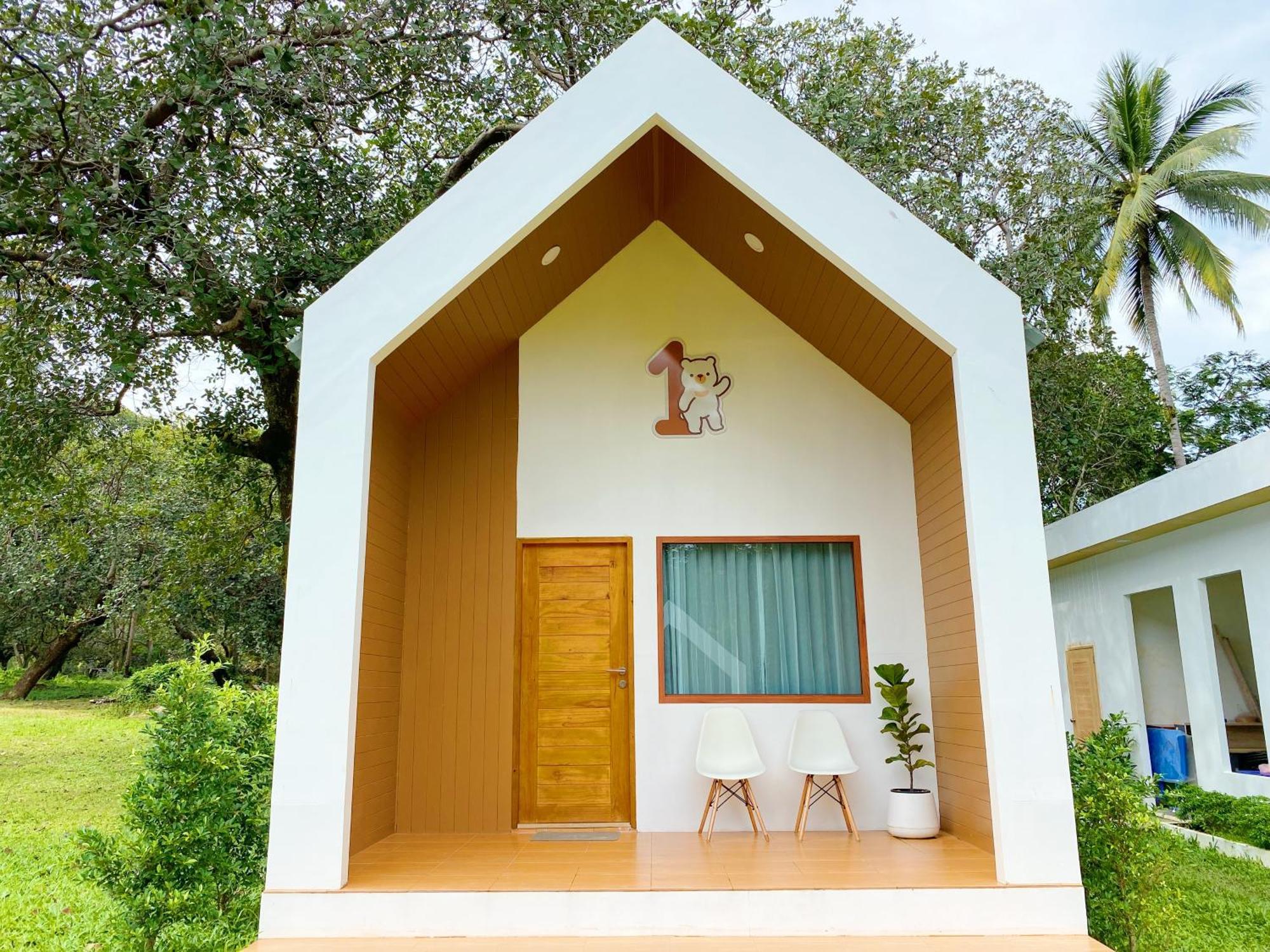 Sea Bear Resort ซีแบร์รีสอร์ต Koh Phayam Eksteriør billede